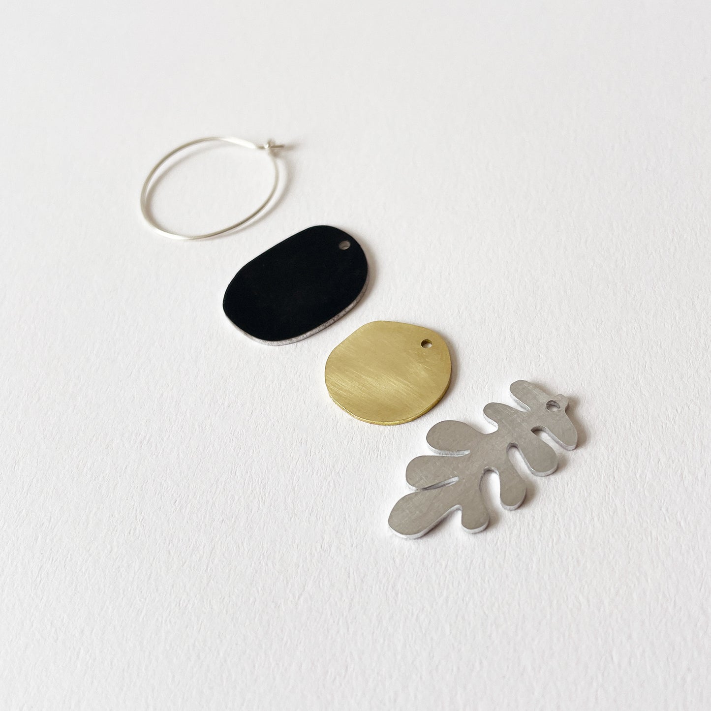 Fern Earrings Black